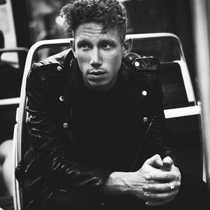 “Erik Hassle”的封面