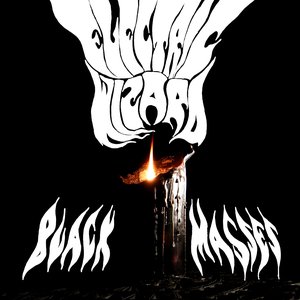 “Black Masses”的封面