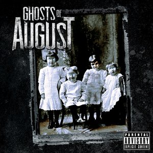 “Ghosts of August”的封面