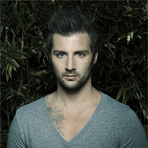“Secondhand Serenade”的封面