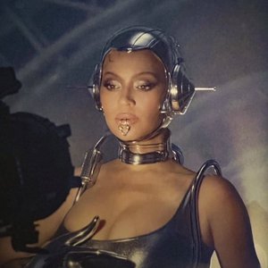 Image for 'Beyoncé'