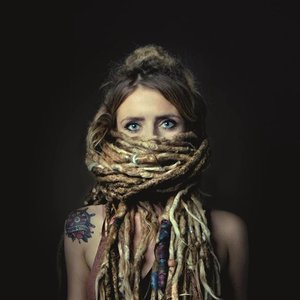 Изображение для 'Sarah Lesch'