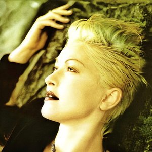 “Cyndi Lauper”的封面
