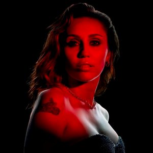 'Miley Cyrus'の画像