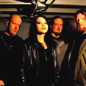 “Exit Strategy”的封面