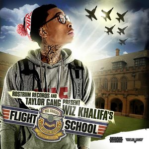 “Flight School”的封面