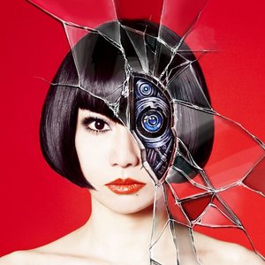 “マリアンヌの革命”的封面