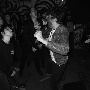 “Education”的封面