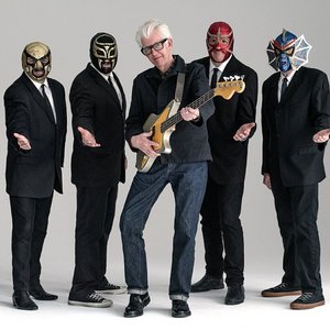 Zdjęcia dla 'Nick Lowe, Los Straitjackets'