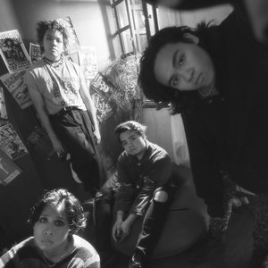 'One Click Straight'の画像