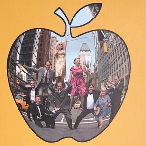 “Big Apple”的封面