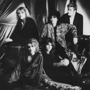 Immagine per 'Gene Loves Jezebel'