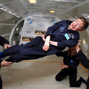 “Stephen Hawking”的封面