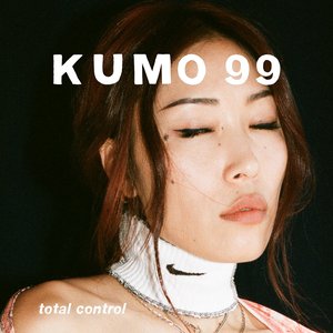 “Total Control”的封面