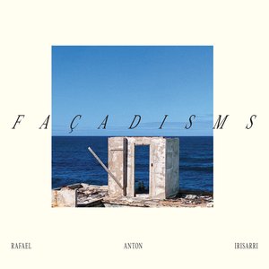“Façadisms”的封面