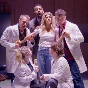 Immagine per 'Next To Normal 2024 Original London Company'