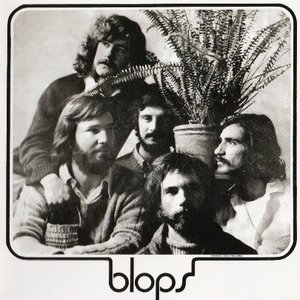 “Blops”的封面