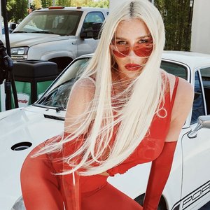 Immagine per 'Kesha'