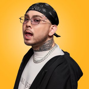 “UrboyTJ”的封面