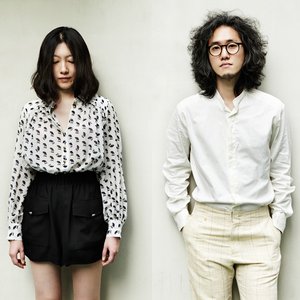 “소규모 아카시아 밴드”的封面