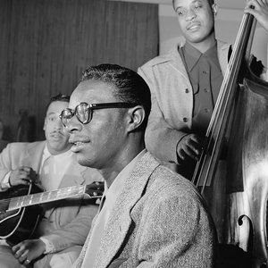 “The Nat King Cole Trio”的封面