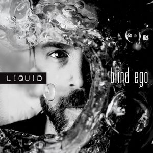“Liquid”的封面