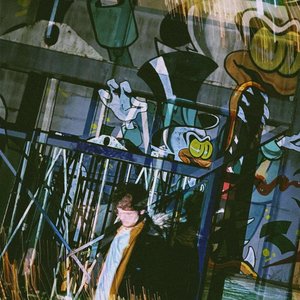 “Neverland”的封面