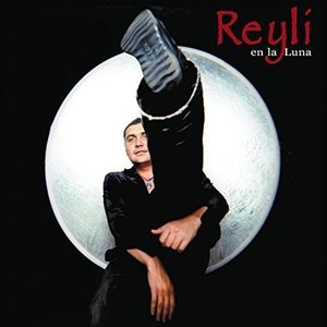 “Reyli En La Luna”的封面