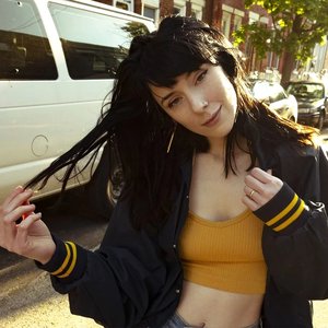 “Kitty Ray”的封面