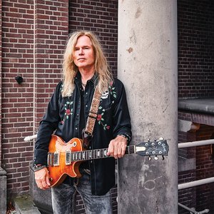 Image for 'Adrian Vandenberg'