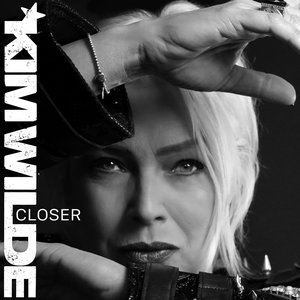 'Closer'の画像