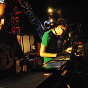 Immagine per 'Electronic Groove'