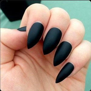 Black Fingernails - Single