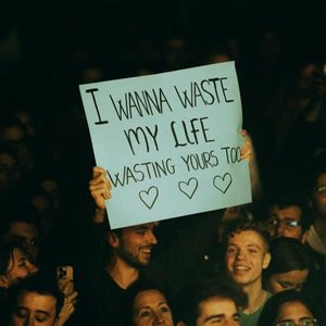 “Waste My Life”的封面