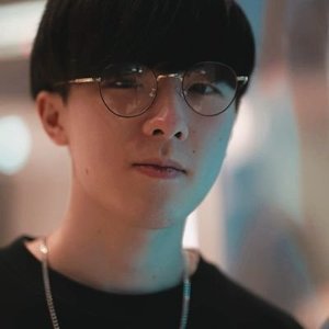 “Crayvxn”的封面