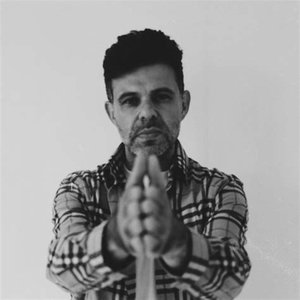 “Kasra”的封面