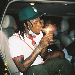 “BIGBABYGUCCI”的封面