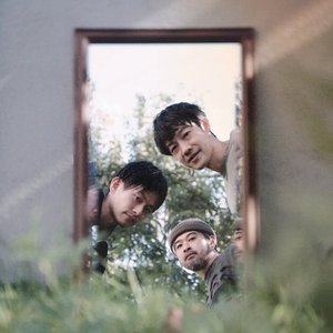 “Euphoria”的封面