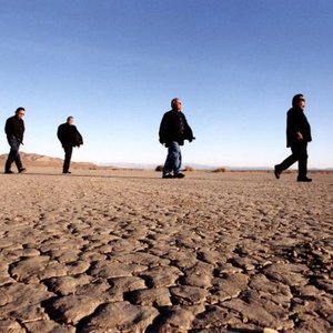“Los Lobos”的封面