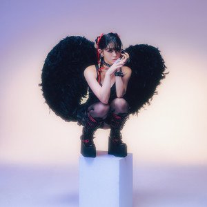 “Sugarcoat”的封面