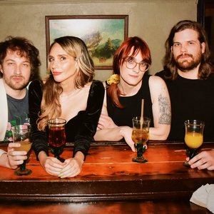 “Speedy Ortiz”的封面