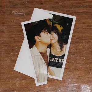 “รักใครไม่ไหว”的封面