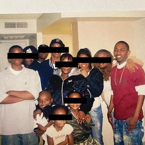 “family ties (with Kendrick Lamar)”的封面