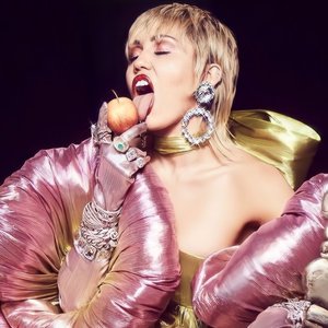 Image for 'Miley Cyrus'