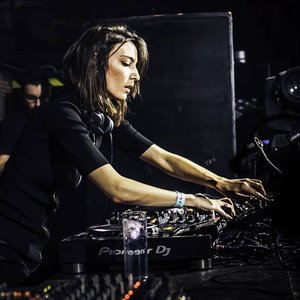 'Amelie Lens' için resim