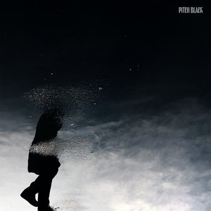 'Pitch Black'の画像