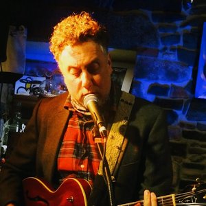 “Bry Webb”的封面