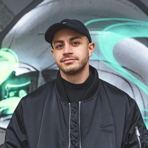 “Arman John”的封面