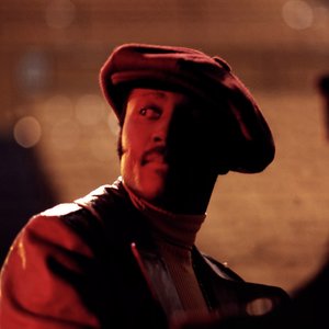 “Donny Hathaway”的封面