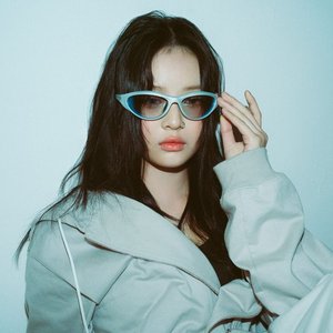 “Hanni”的封面